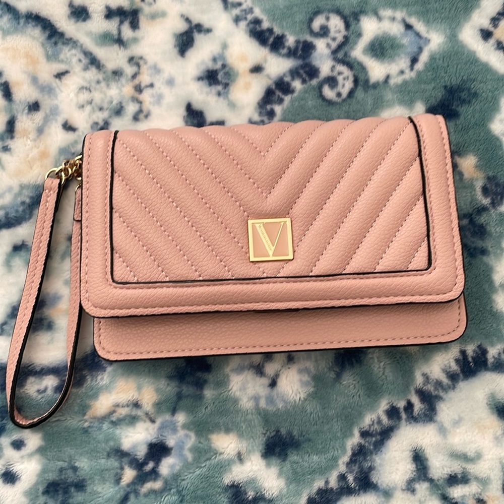Victoria’s Secret Blush Pink Tech Wristlet